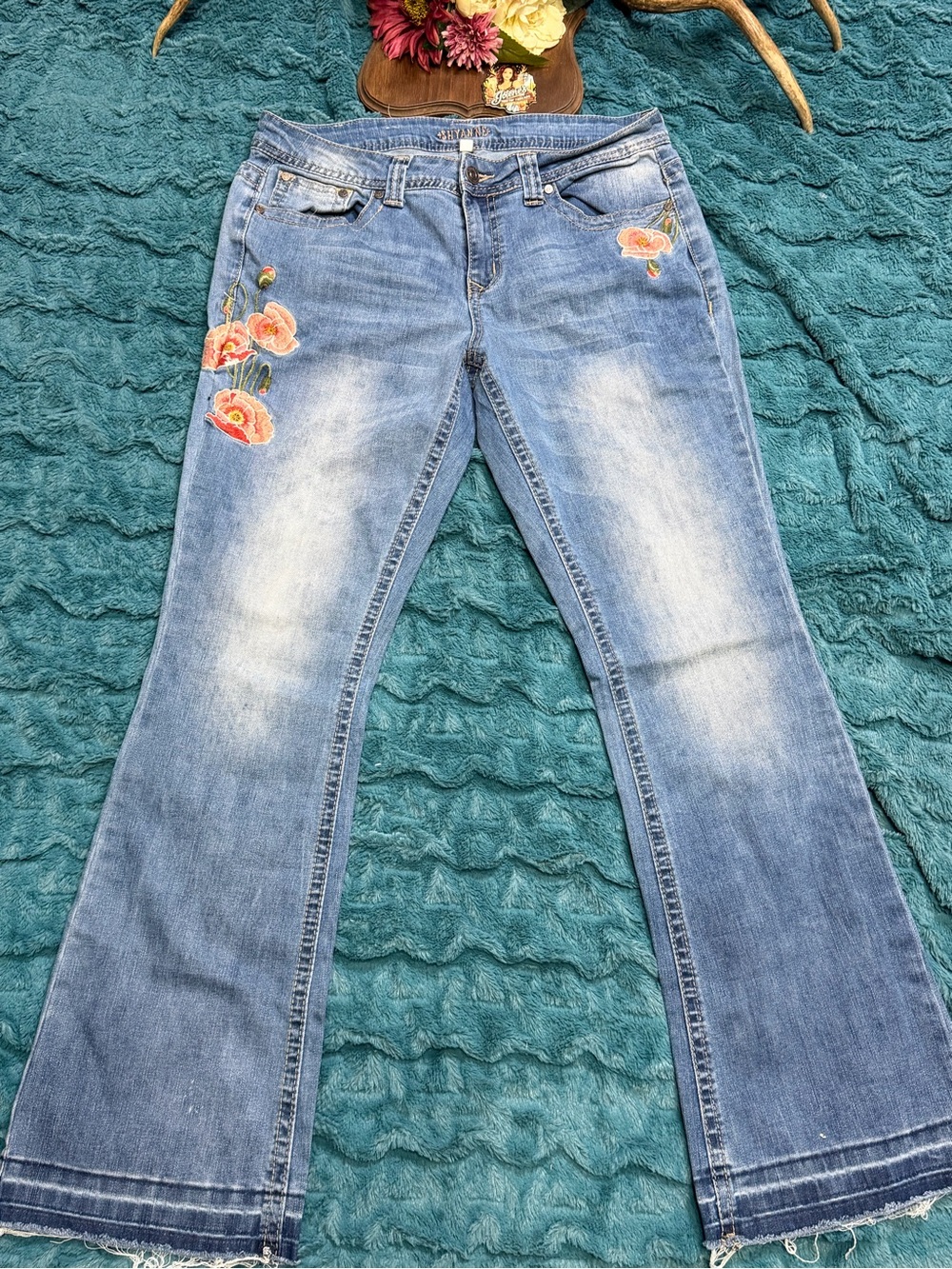 Shyanne Women's 31S Embroidered Floral Bootcut Jeans Western Cowgirl Denim